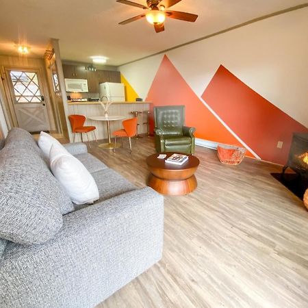 Cozy Retreat Just Minutes From Beech Mountainヴィラ エクステリア 写真