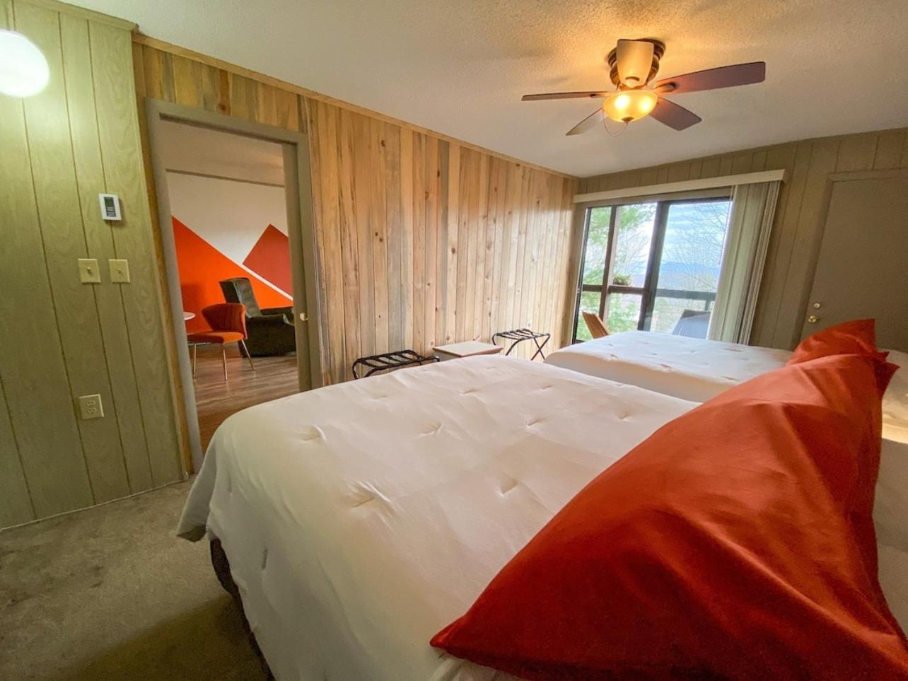 Cozy Retreat Just Minutes From Beech Mountainヴィラ エクステリア 写真
