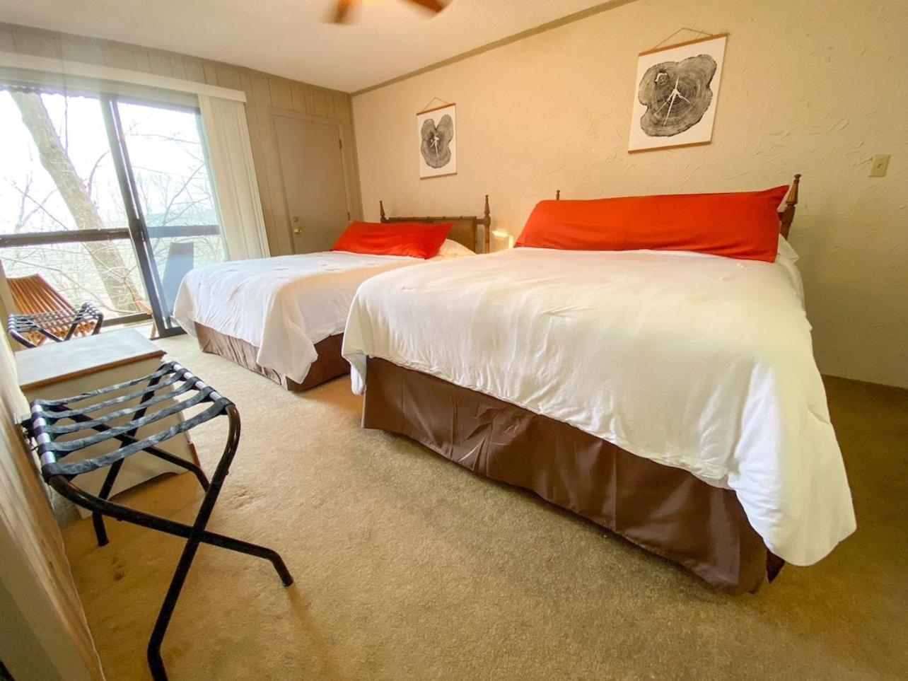 Cozy Retreat Just Minutes From Beech Mountainヴィラ エクステリア 写真