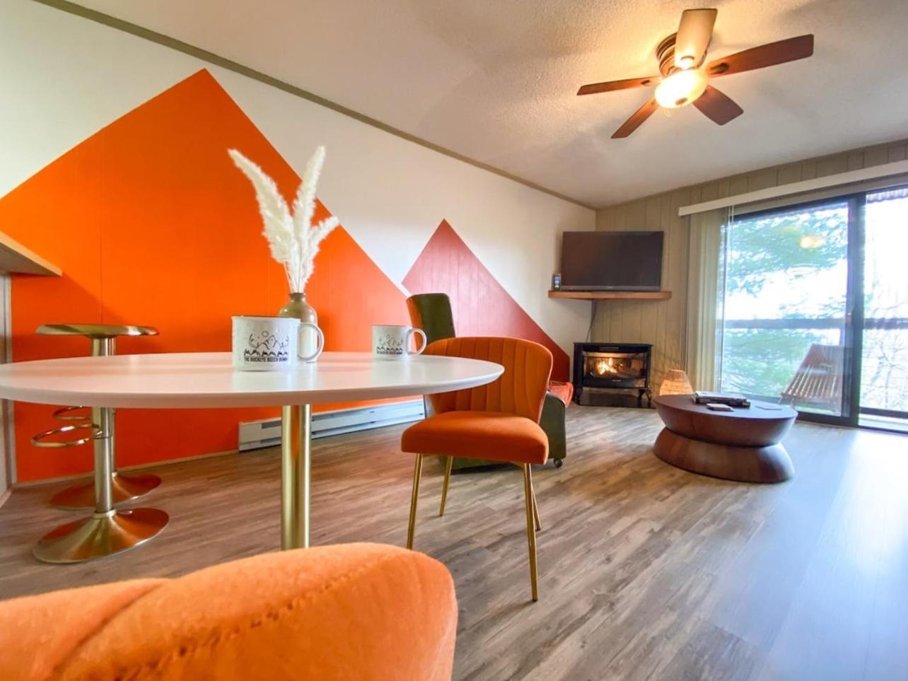 Cozy Retreat Just Minutes From Beech Mountainヴィラ エクステリア 写真